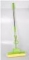 Швабра с отжимом зеленая c мягкой ПВА-насадкой 25 см. с металлической телескопической ручкой, двойной ролик артикул 6075049